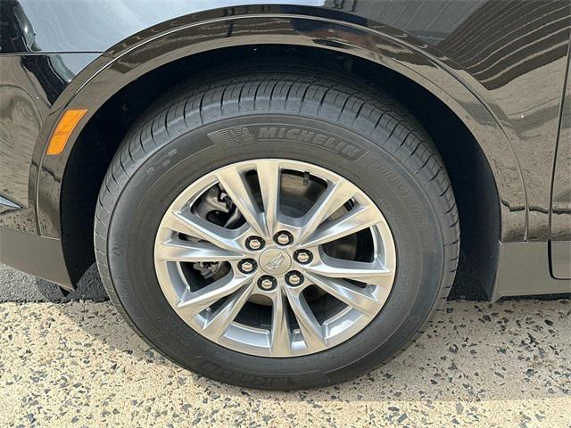 new 2025 Cadillac XT5 car, priced at $46,415