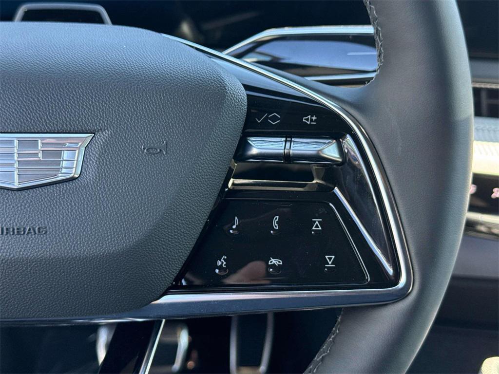 new 2025 Cadillac OPTIQ car, priced at $55,015