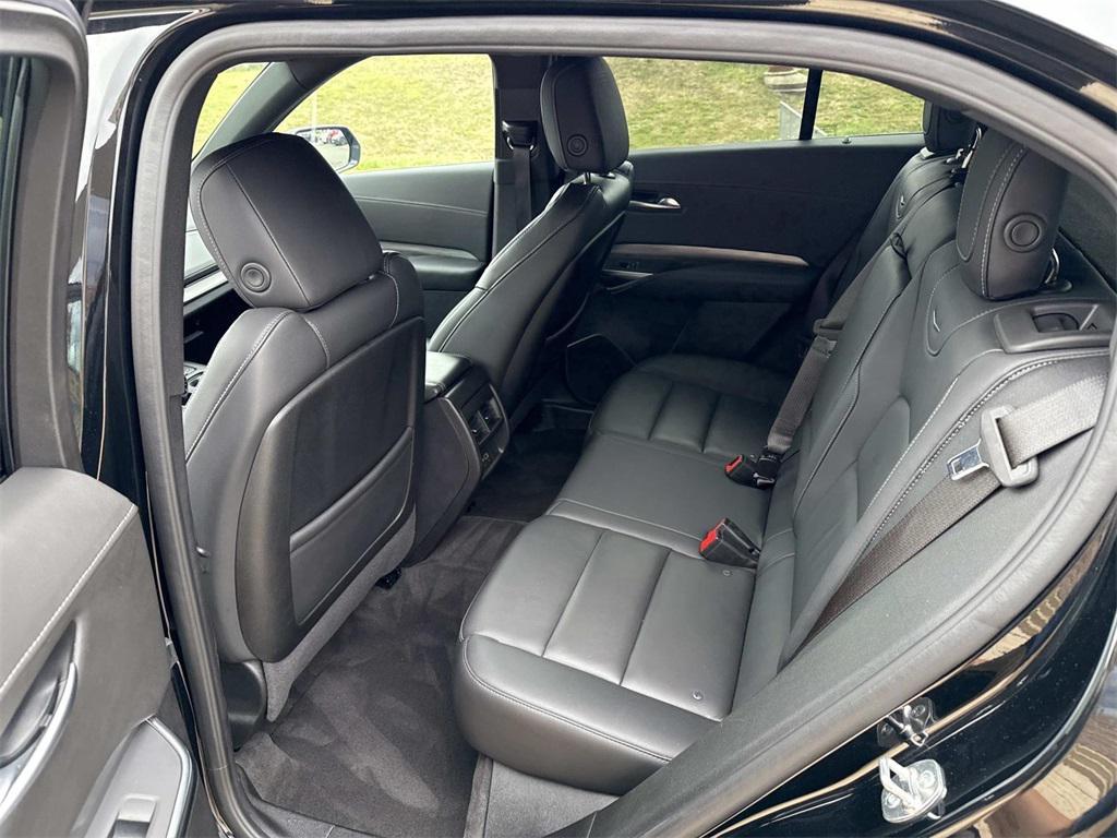 used 2025 Cadillac XT4 car, priced at $35,500