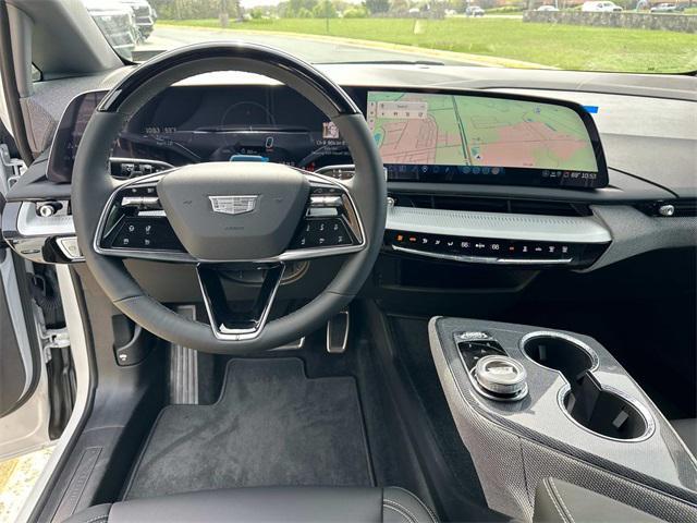 new 2025 Cadillac OPTIQ car, priced at $55,615
