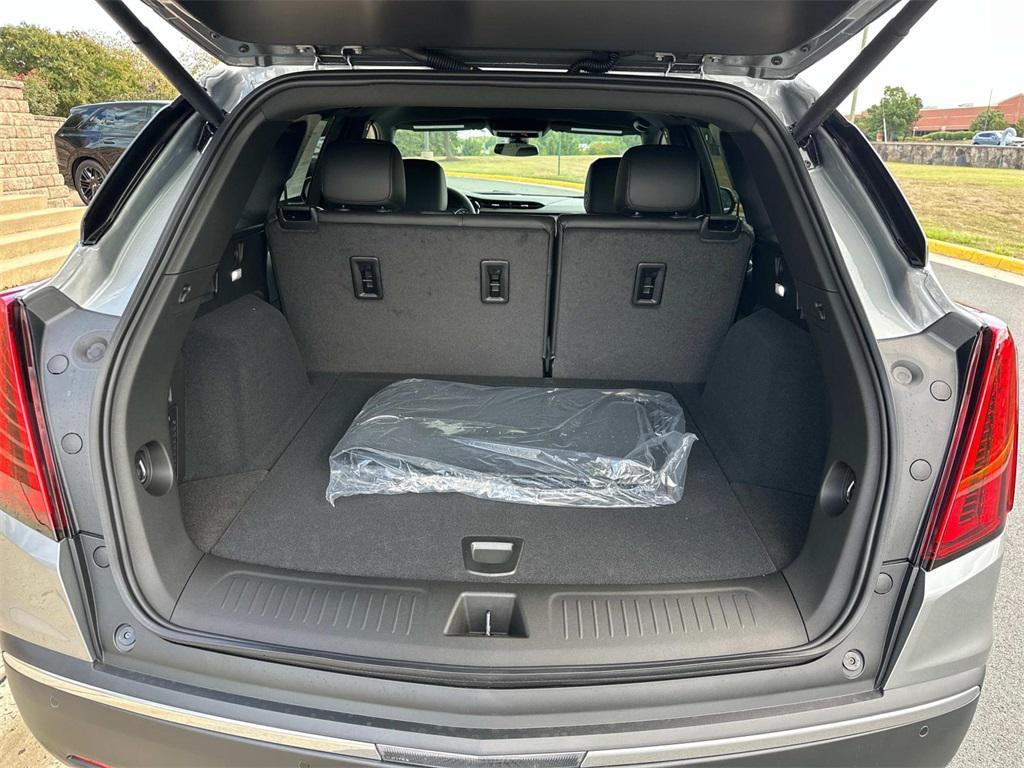 new 2025 Cadillac XT5 car, priced at $47,790