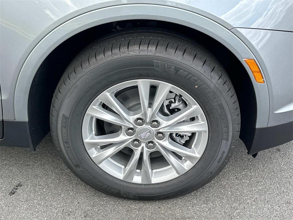 new 2025 Cadillac XT5 car, priced at $47,790