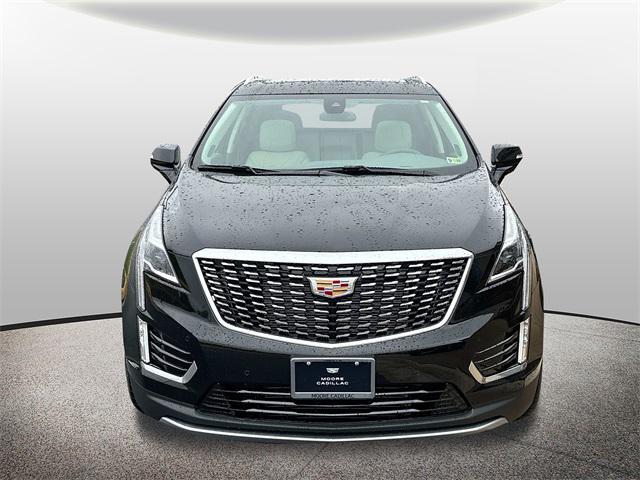 new 2025 Cadillac XT5 car, priced at $55,615