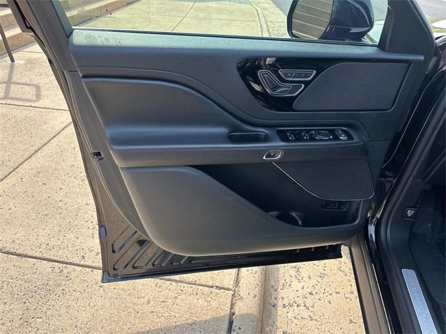 used 2023 Lincoln Aviator car, priced at $42,000