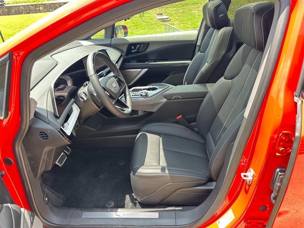 new 2025 Cadillac OPTIQ car, priced at $57,715