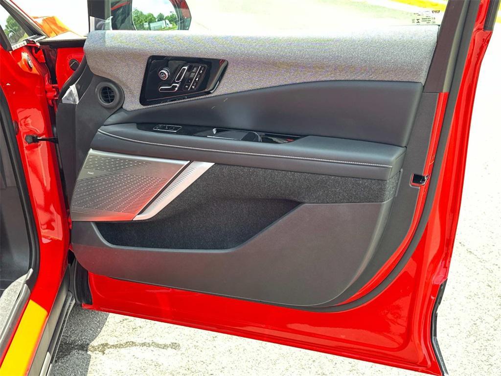 new 2025 Cadillac OPTIQ car, priced at $57,715