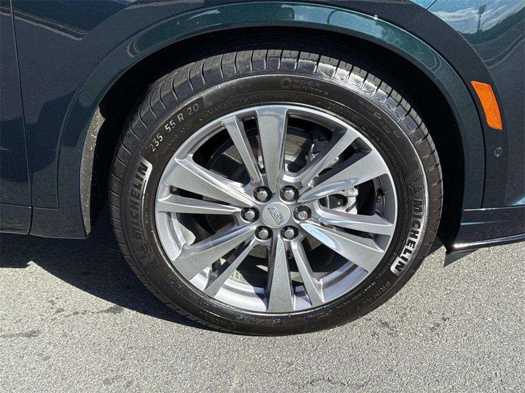 used 2024 Cadillac XT6 car, priced at $47,000
