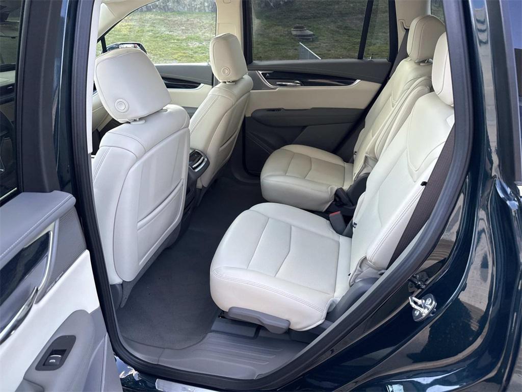 used 2024 Cadillac XT6 car, priced at $47,000
