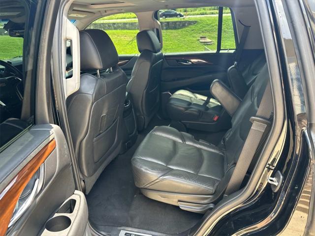 used 2020 Cadillac Escalade car, priced at $32,000