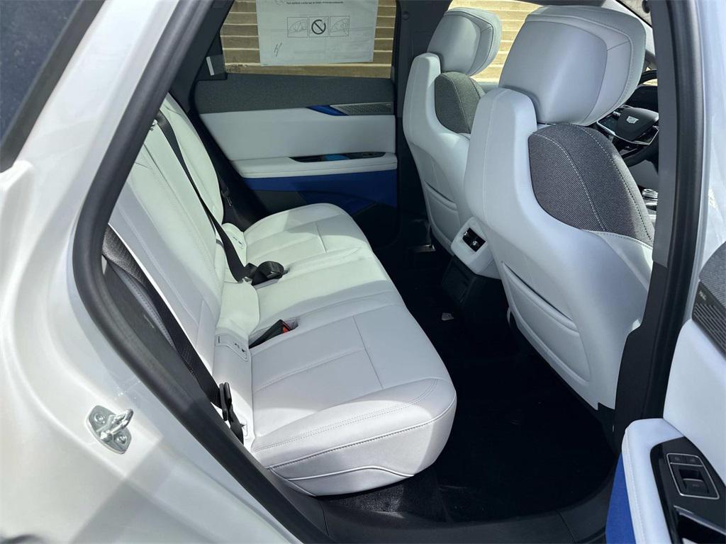 new 2025 Cadillac OPTIQ car, priced at $55,615