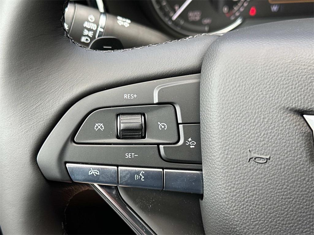 new 2025 Cadillac XT6 car, priced at $53,315