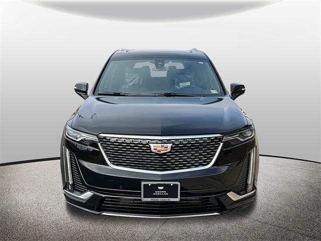 new 2025 Cadillac XT6 car, priced at $53,215