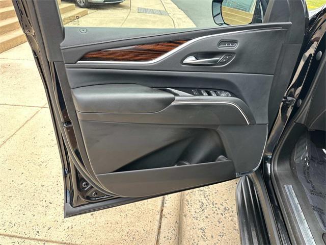 used 2022 Cadillac Escalade ESV car, priced at $45,500