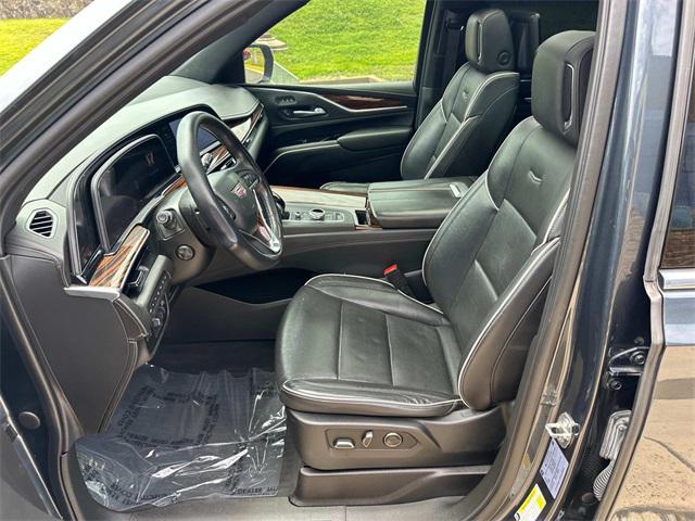 used 2021 Cadillac Escalade ESV car, priced at $63,000