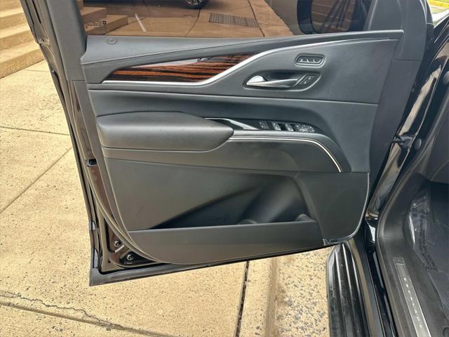 used 2021 Cadillac Escalade ESV car, priced at $48,000