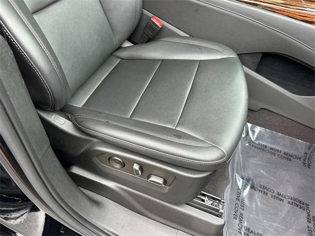 used 2022 Cadillac Escalade ESV car, priced at $45,000