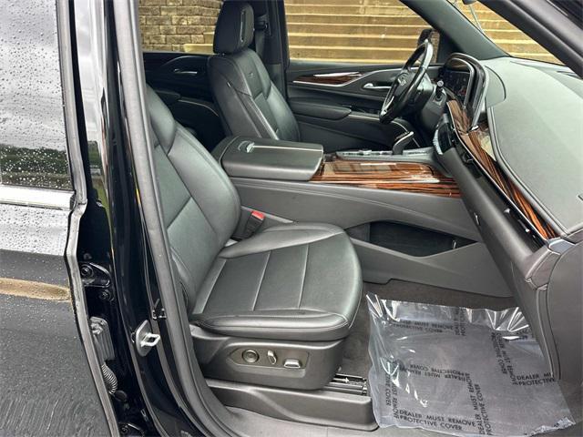 used 2022 Cadillac Escalade ESV car, priced at $45,000