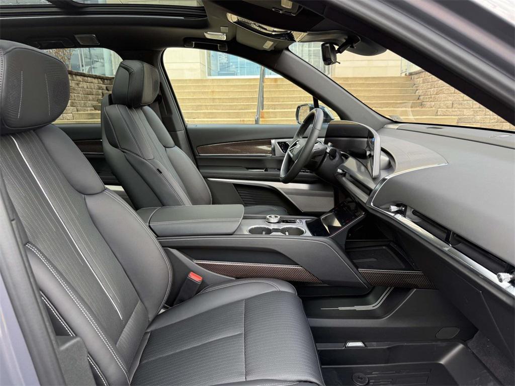 new 2026 Cadillac VISTIQ car, priced at $80,910