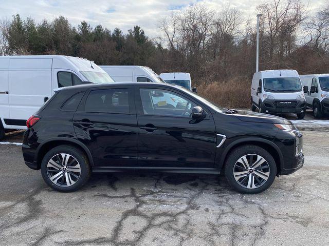 new 2024 Mitsubishi Outlander Sport car, priced at $28,691