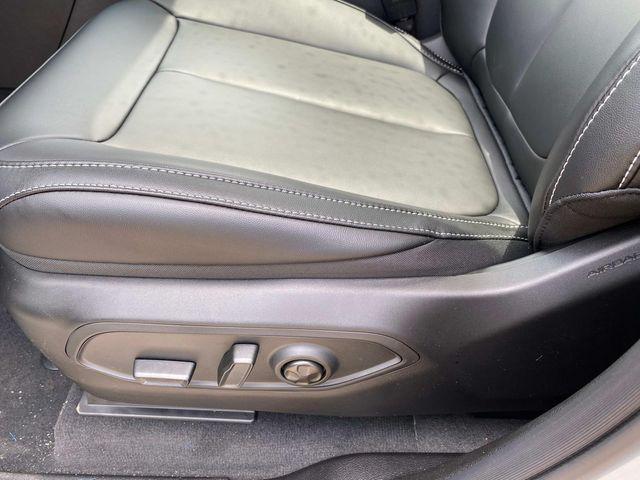 new 2025 Jeep Grand Cherokee L car, priced at $47,692
