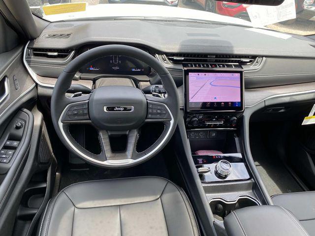 new 2025 Jeep Grand Cherokee L car, priced at $47,692