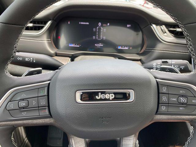 new 2025 Jeep Grand Cherokee L car, priced at $47,692