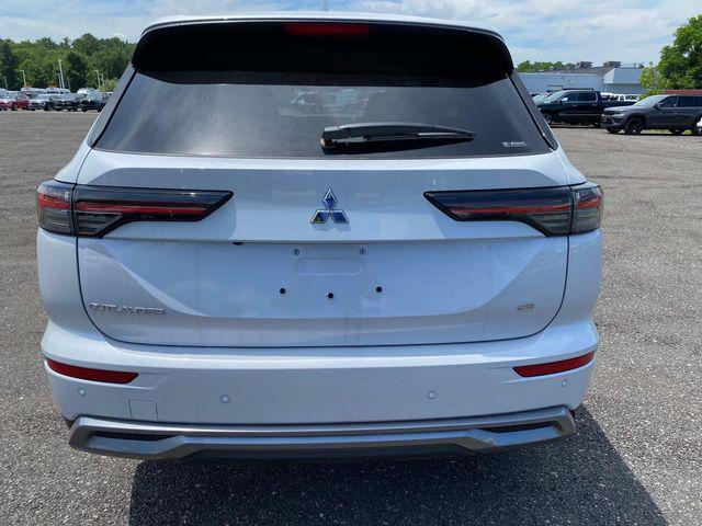 new 2025 Mitsubishi Outlander car, priced at $38,625