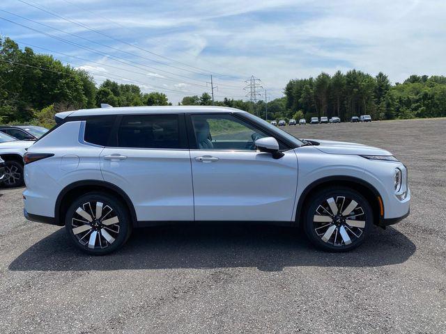 new 2025 Mitsubishi Outlander car, priced at $38,625
