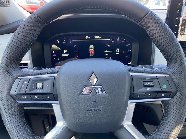 new 2025 Mitsubishi Outlander car, priced at $40,665