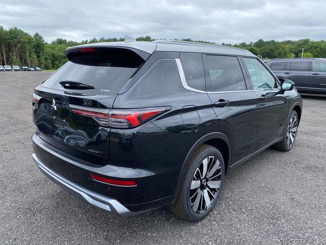 new 2025 Mitsubishi Outlander car, priced at $46,590