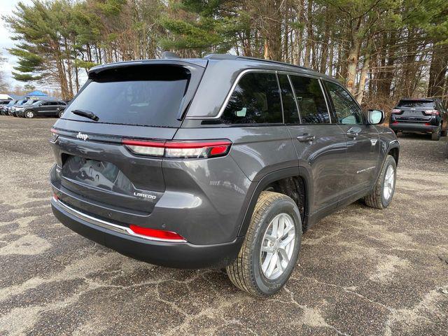 new 2025 Jeep Grand Cherokee car, priced at $43,970