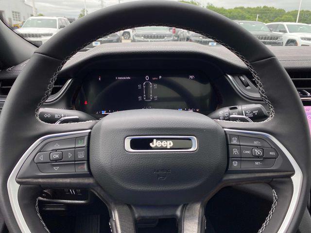 new 2025 Jeep Grand Cherokee L car, priced at $47,692