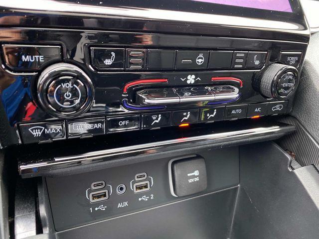 new 2025 Jeep Grand Cherokee L car, priced at $47,692