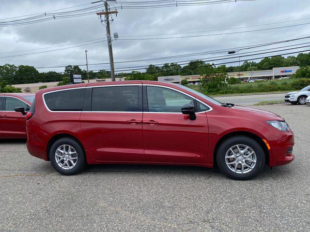 new 2025 Chrysler Voyager car, priced at $40,608
