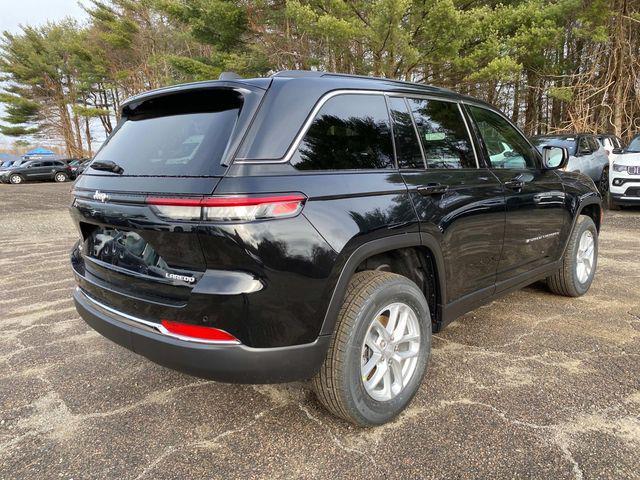 new 2025 Jeep Grand Cherokee car, priced at $43,970