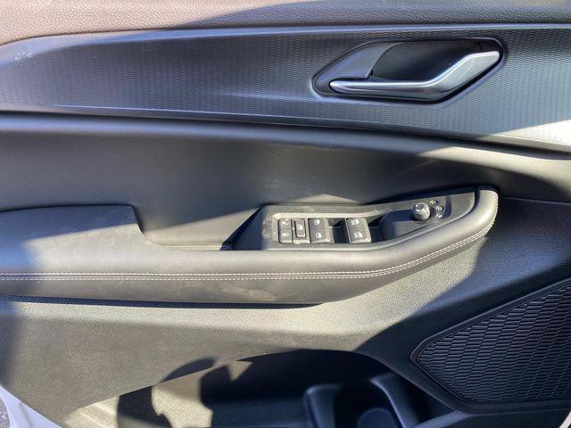 new 2025 Jeep Grand Cherokee car, priced at $42,625