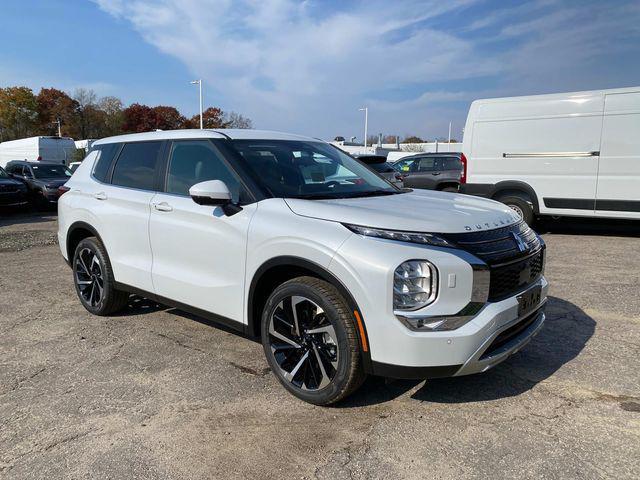 new 2024 Mitsubishi Outlander car, priced at $34,773