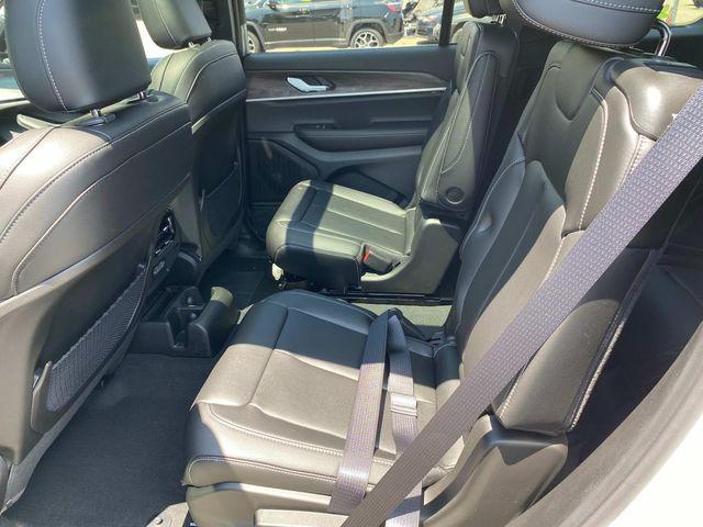 new 2025 Jeep Grand Cherokee L car, priced at $47,692