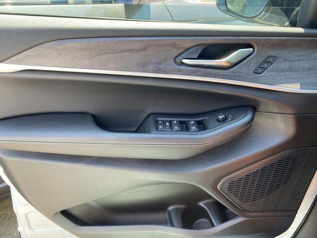 new 2025 Jeep Grand Cherokee L car, priced at $47,692