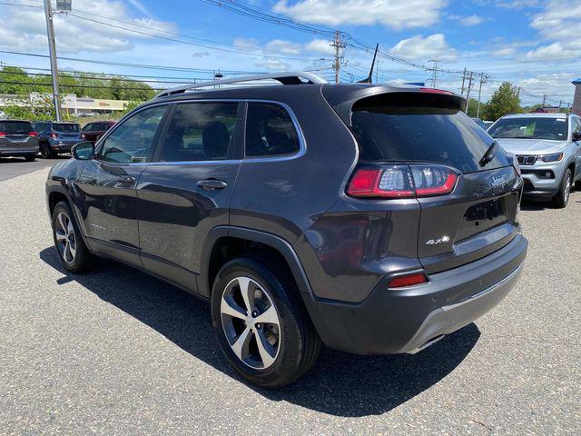 used 2021 Jeep Cherokee car, priced at $25,139