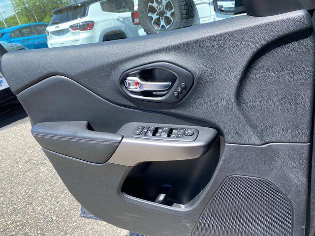 used 2021 Jeep Cherokee car, priced at $25,139