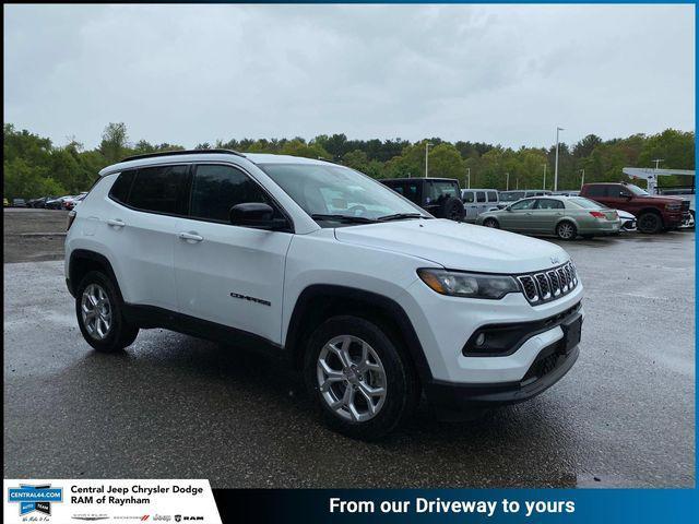 new 2024 Jeep Compass car, priced at $30,539