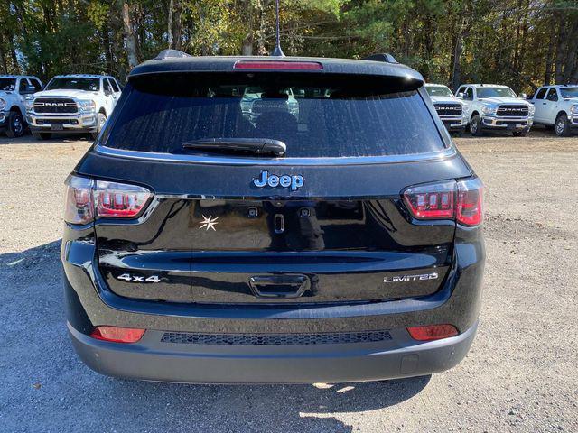 new 2024 Jeep Compass car, priced at $32,590