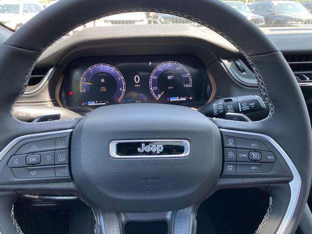 new 2025 Jeep Grand Cherokee car, priced at $45,530