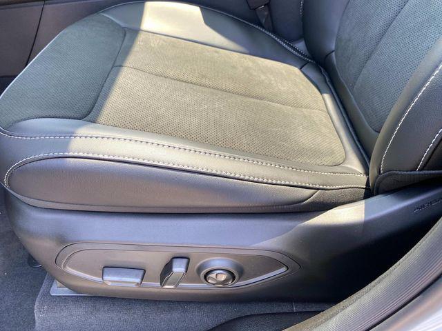 new 2025 Jeep Grand Cherokee car, priced at $45,530