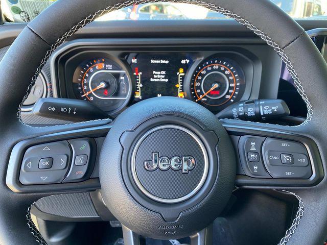 new 2025 Jeep Wrangler car, priced at $54,575