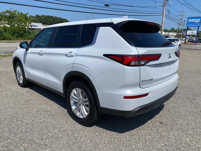 used 2024 Mitsubishi Outlander car, priced at $24,364