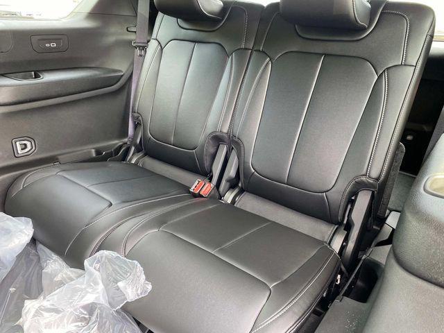 new 2025 Jeep Grand Cherokee L car, priced at $47,015