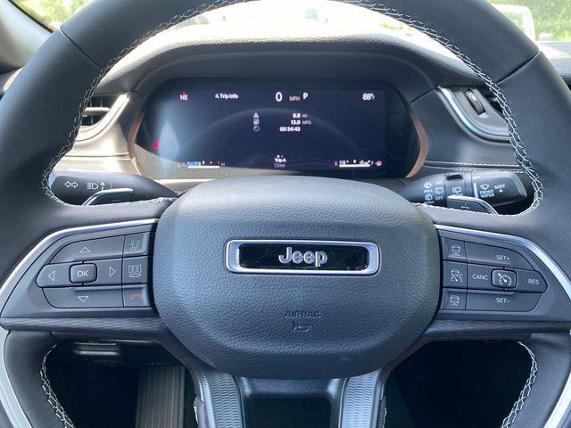 new 2024 Jeep Grand Cherokee car, priced at $38,770