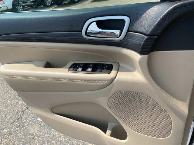 used 2022 Jeep Grand Cherokee car, priced at $27,347
